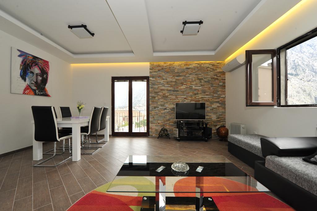 Apartments Darija Kotor Exteriör bild