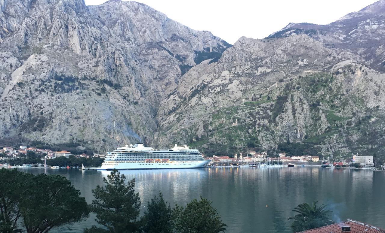 Apartments Darija Kotor Exteriör bild
